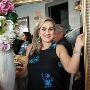 Meet your Posher, Olga cecilia